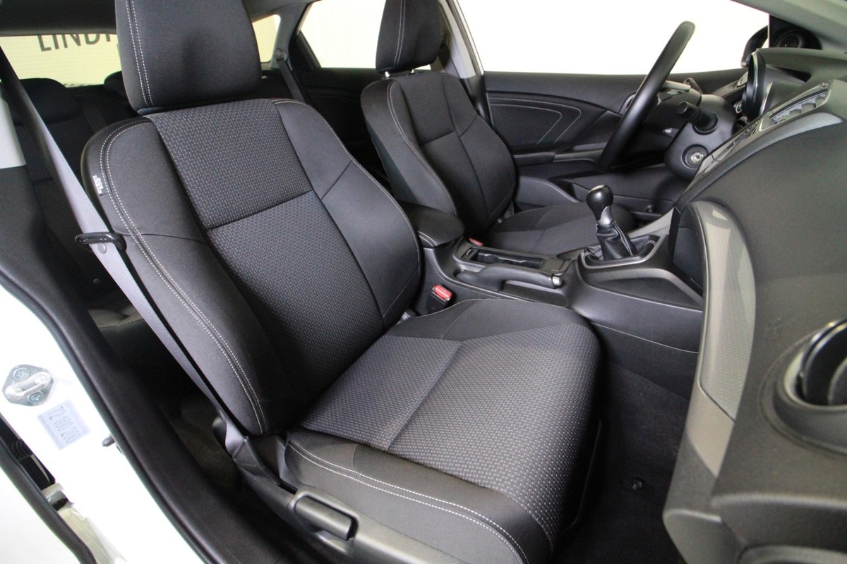 Honda Civic 1,6 i-DTEC Elegance Tourer