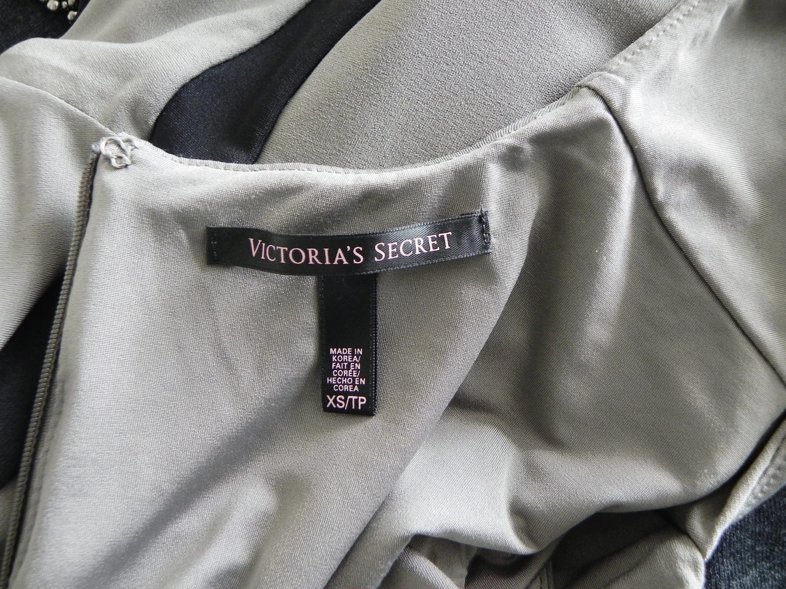 UNDERCOVER Abito Victoria's Secret maglia cappuccio manica colorblock pannelli mini taglia XS