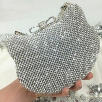 hello kitty clutch purse