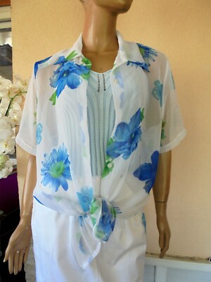 SOMMERBLUSE AUS SEGEL WEISS GEBLÜMT BLAU NEU ONE SIZE