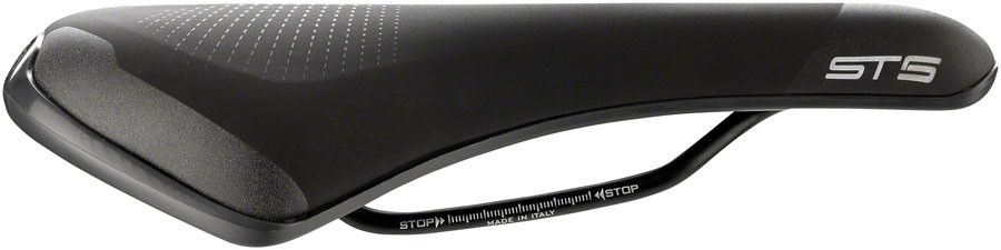 Седло Selle Italia ST 5 Flow - Черные хромированные рейки шириной 165 мм Синтетические 14090₽