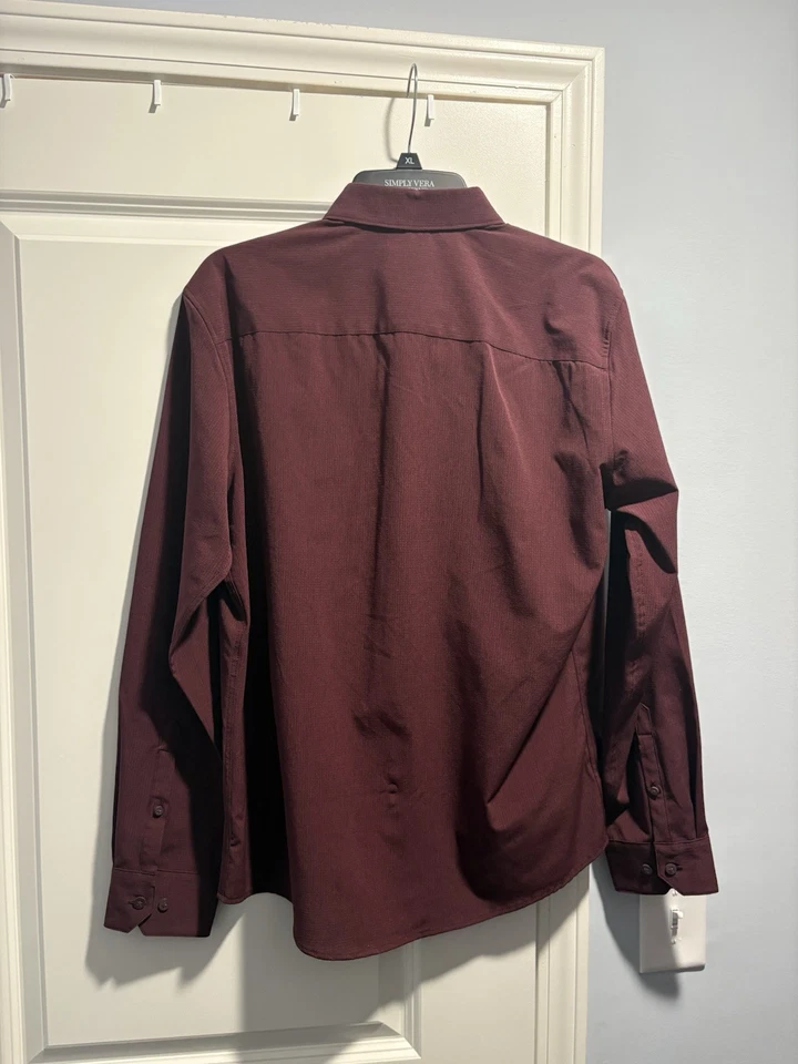 Brand New Men’s Apt. 9 Maroon Button Down Dress Shirt. Standard Fit Tags On. - Image 2 of 2