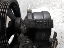 Pompe direction assistée Opel TIGRA
