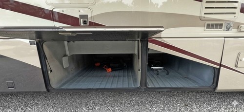 2002 Holiday Rambler Sceptor 40PWD