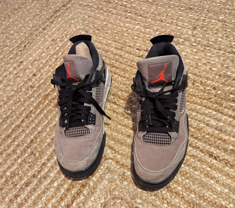 Nike Herren Air Jordan 4 Sneaker DB0732 200 Taupe Haze Sneaker EU 45,5 - US 11,5 - Bild 1 von 4
