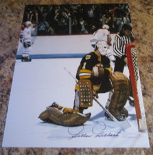 GILLES GILBERT SIGNED 8X10 MATTE PHOTO BOSTON BRUINS (B)