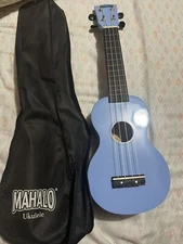 Mahalo Rainbow Series MR1 Soprano Ukulele Light Blue