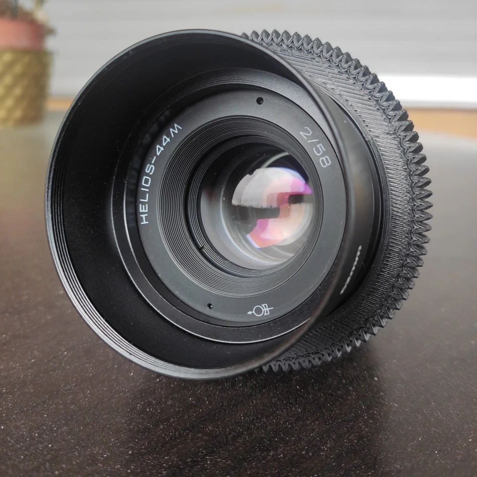 🎥 Helios 44 Cine Mod lens Bokeh with Canon EOS Adapter 44M 58mm f/2 - Image 3 of 4