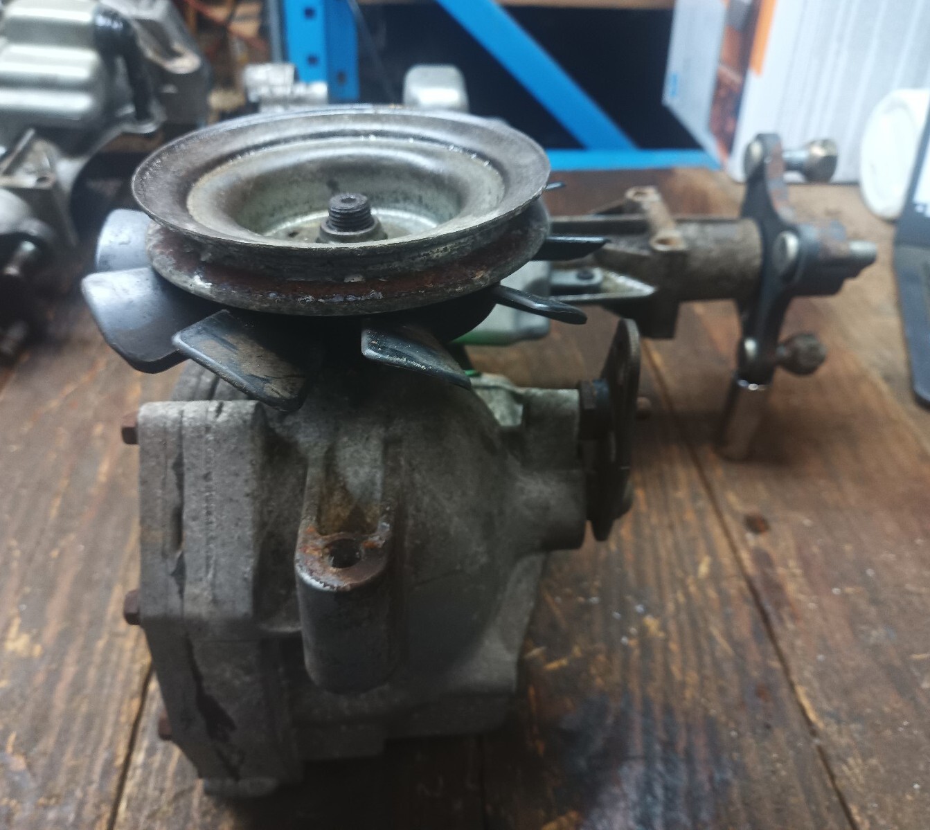 Hydro Gear Transaxle ZT 2100 1193331, ZFDTBB3DRA2WTX, ZFDTBB3D5A