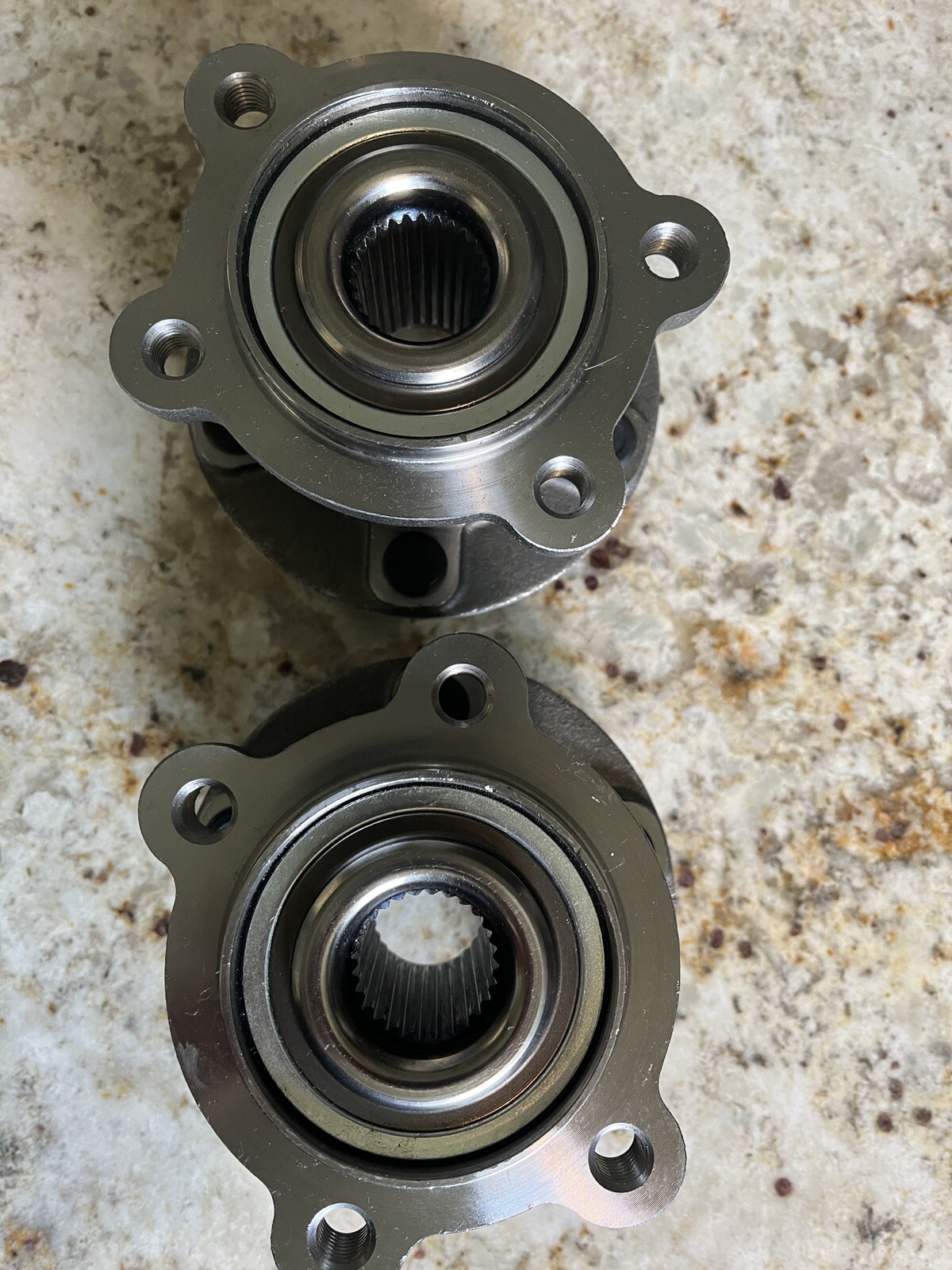 KUSATEC 512500 2pc Wheel Bearing Hub Assembly For 2013-2017 2018 2019 Ford Esc 