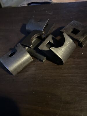 New Holland / Tisco: FLAIL MOWER SUPPORT, Part # 7502545 7502617 