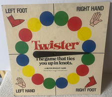 Vintage 1986 LARGE 12 3/4 X 12 3/4 TWISTER SP...