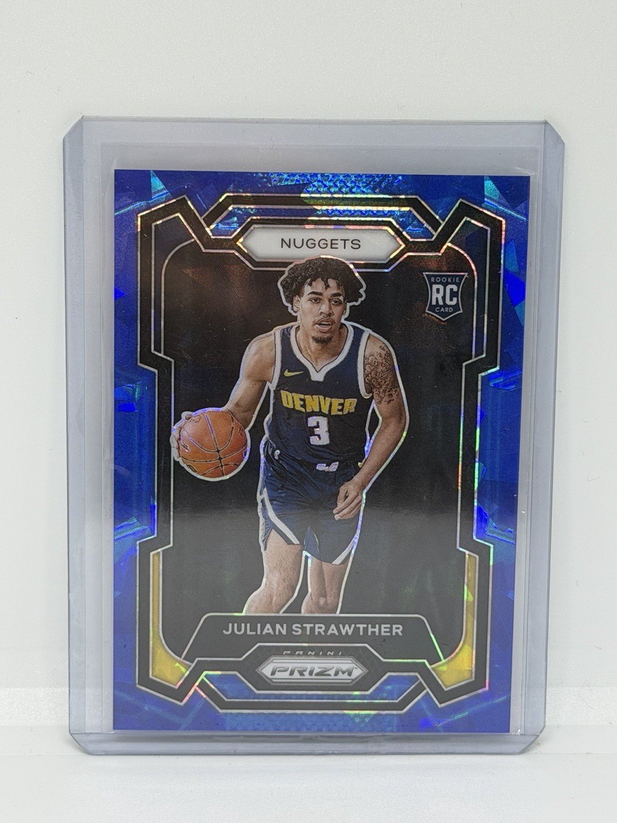 Julian Strawther 2023-24 Panini - Prizm Blue Cracked Ice Rookie 004/125 #133