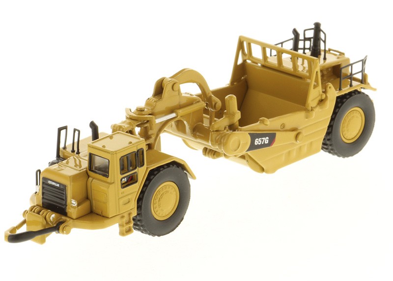 Diecast Masters 85542 1/125 Caterpillar 657G Wheel Tractor Scraper