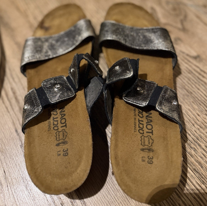 Naot Women’s Silver Leather Slide Sandals Slip-On Double Straps EU 39 US 8
