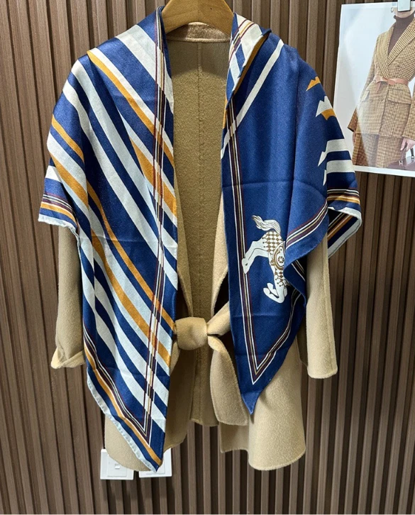 70% Cashmere 30% Silk Scarf Triangle 183cmX130cmX130cm Shawl Blue line Print new