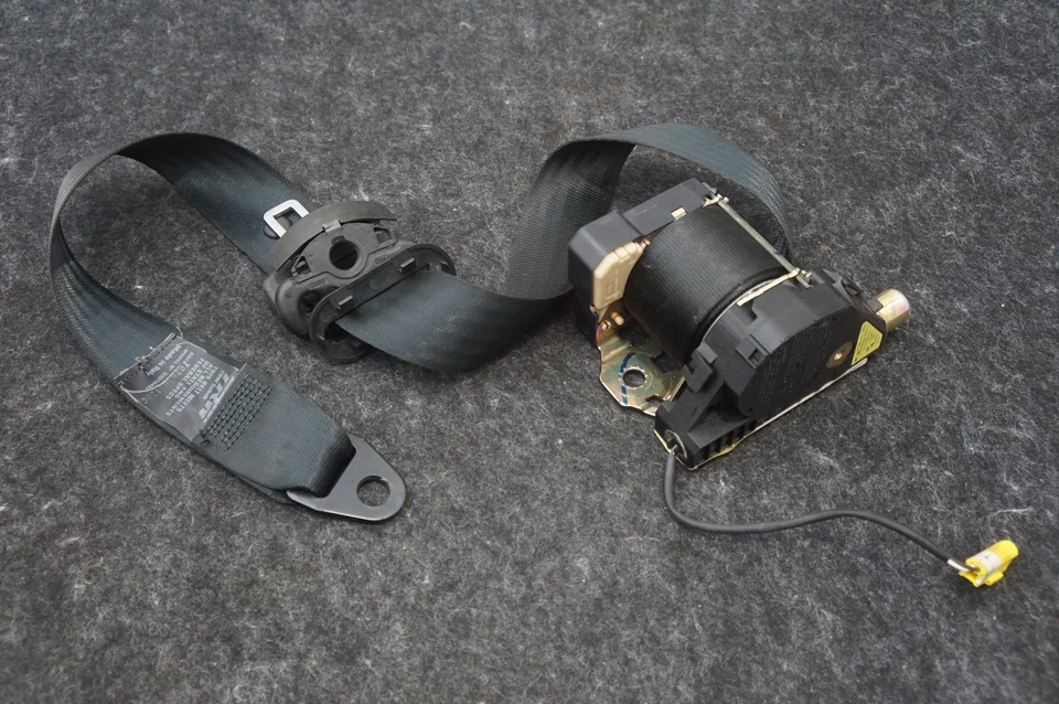 Cinturón de seguridad pasajero delantero derecho retractor negro 65802400 Ferrari 360 Modena 2001 Foto 3 de 4