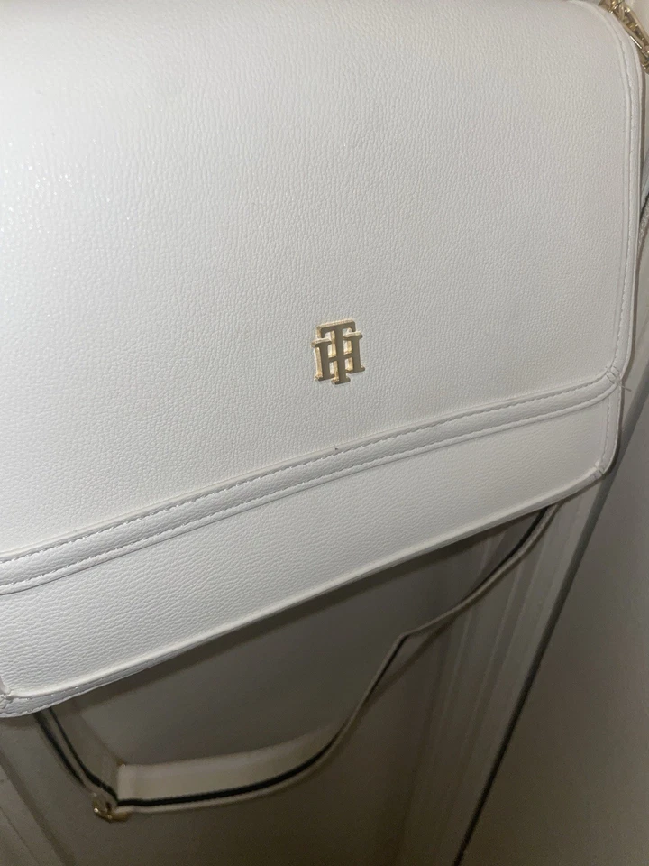 Tommy Hilfiger Women's Crossbody Bag - Image 4 of 4