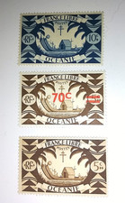 Lot de 3 timbres “France Libre – Océanie”, neufs avec gomme, sans charnière