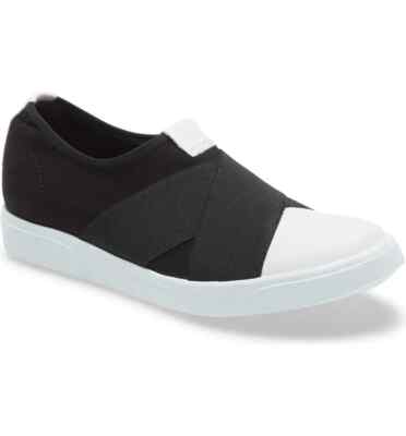 Munro Anjela Schwarze Slip-On Sneaker Größe 7 UK 5 Neu 200 $