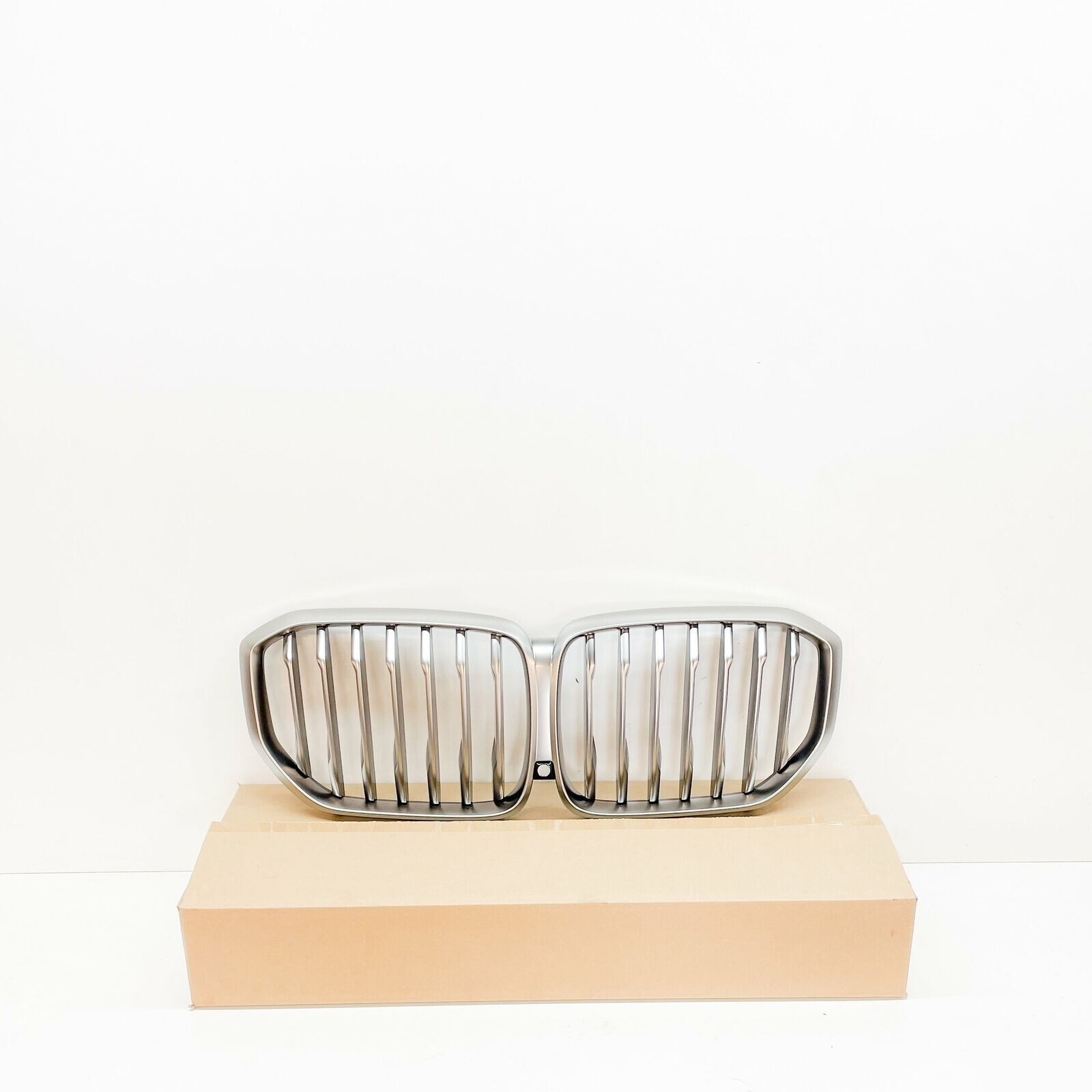 BMW G05 Front Bumper Radiator Grille Cerium Grey Genuine 