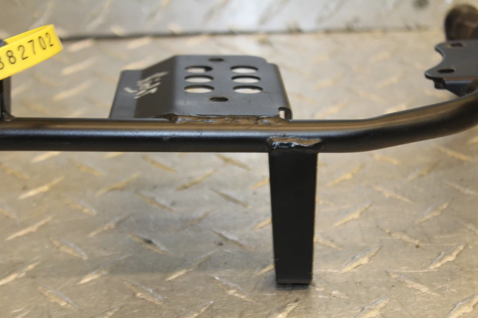 Kawasaki KLR650 2009 pasajero derecho asiento trasero barra de agarre manija Foto 3 de 4