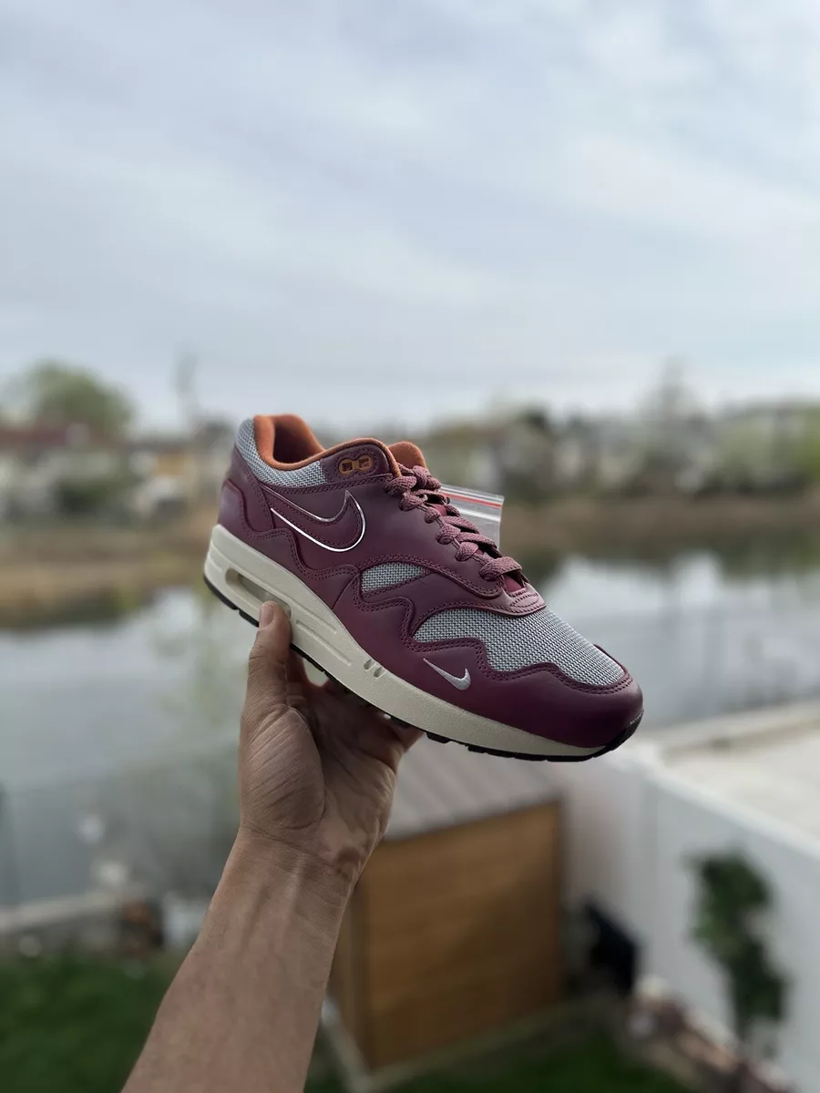 Air Max 1 / Patta Metallic Silver/Rush Maroon