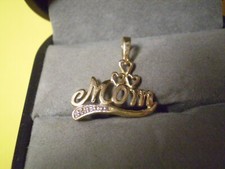 14K Yellow Gold Ladies "MOM" Heart Pendant     0.9 Grams  Mother's Day