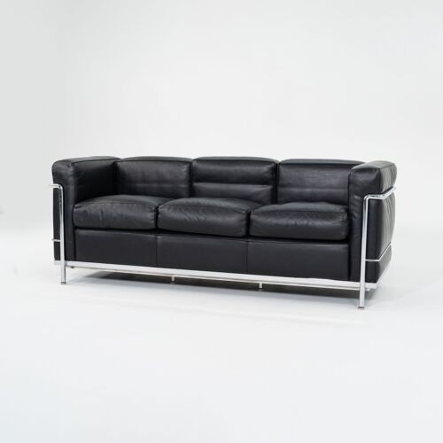 2010s Cassina LC2 3-Seat Sofa w Black Leather by Le Corbusier Jeanneret Perriand - Picture 2 of 11