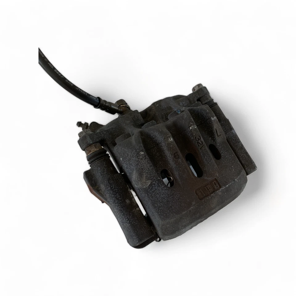 2003 LEXUS IS300 3.0L ТОРМОЗ СУППОРТ ПЕРЕДНИЙ ЛЕВЫЙ СО СТОРОНЫ ВОДИТЕЛЯ OEM 947 +++ #A69 - Изображение 3 из 3