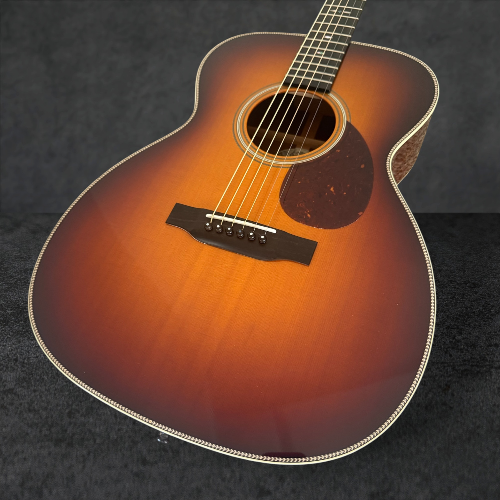 Collings OM2H – Sunburst