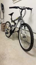 Magna Excitor 26" Dual Suspension Mountain Bike 21-Speed Black/White/Yellow
