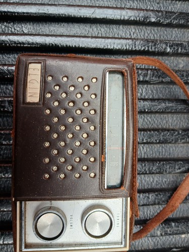 Vintage Transistor Radios Untested LOT 3