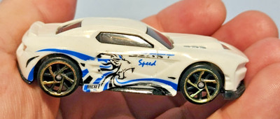 Zuru Metal Machines White loose diecast car