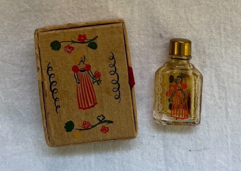 Vintage Shulton Early American Miniature Old Spice Perfume Bottle w/Box