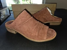 NEW Sofft Women's 9 M Netta Brick Soft Suede Sandal Slide New