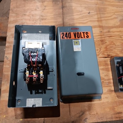 Nice Square D Size 3 Starter 8536 Type SEG 1and enclosure  220/240V Coil