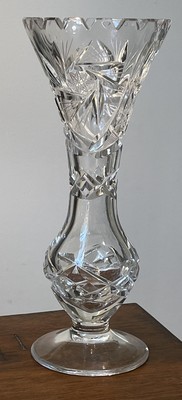 VTG OFNAH Lead Crystal Pinwheel Star Flower Bud Vase Saw Toothed Edge 8.75  Tall