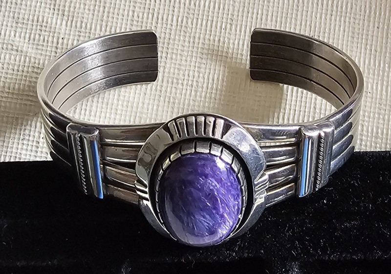 Vintage Sterling Silver Darrell Victor (DV) Southwestern Half-Cuff Bracelet