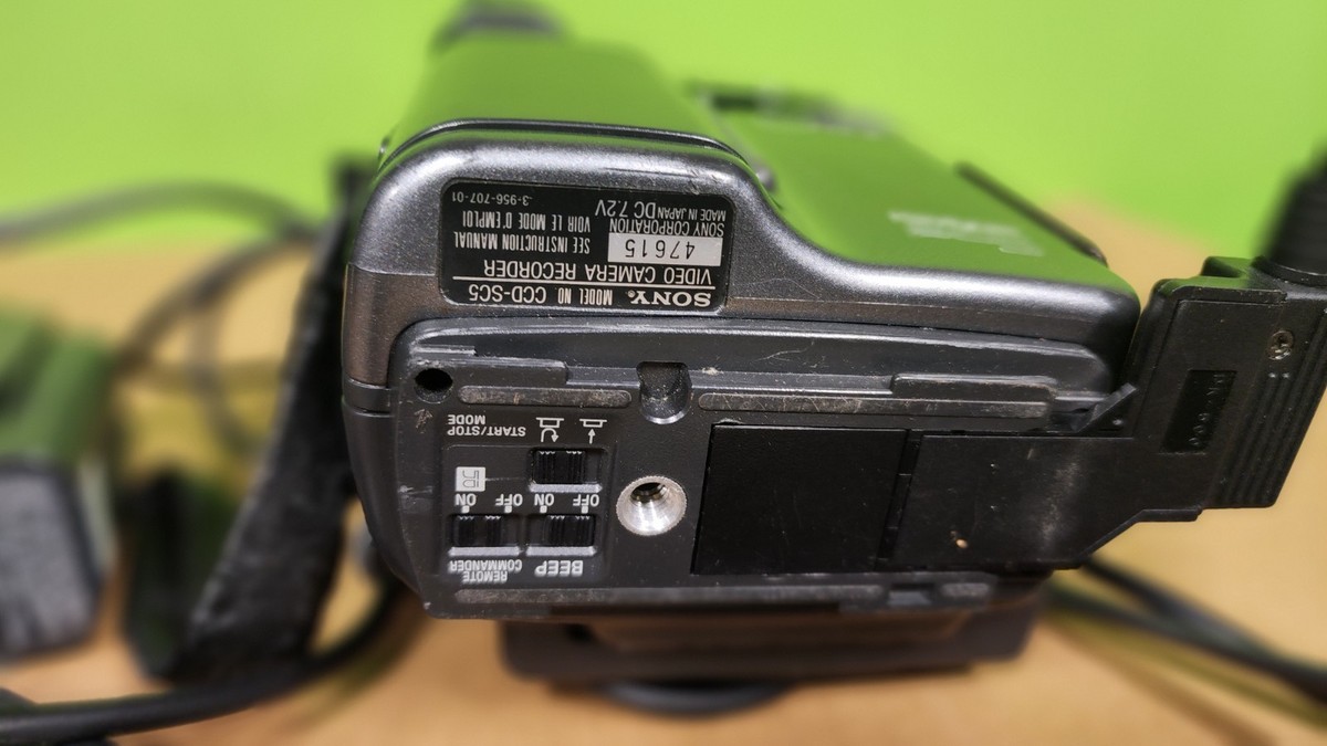 Rare Vintage SONY Handycam CCD-SC5 8mm Video8 Video Camera SC5
