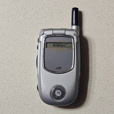 Nextel Motorola Collectors i730 PTT Walkie Talkie Chirp Rugged Cell Phone-Bundle