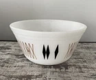 Vintage MCM Federal Milk Glass Harlequin Atomic Diamond Mixing Bowl 7” Wide
