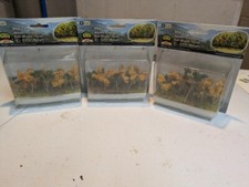 Railroad model scenery trees