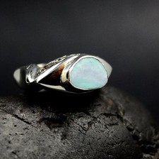 GENUINE AUSTRALIAN OPAL RING 925 STERLING SILVER Size 6.5 FAST FREE SHIPPING
