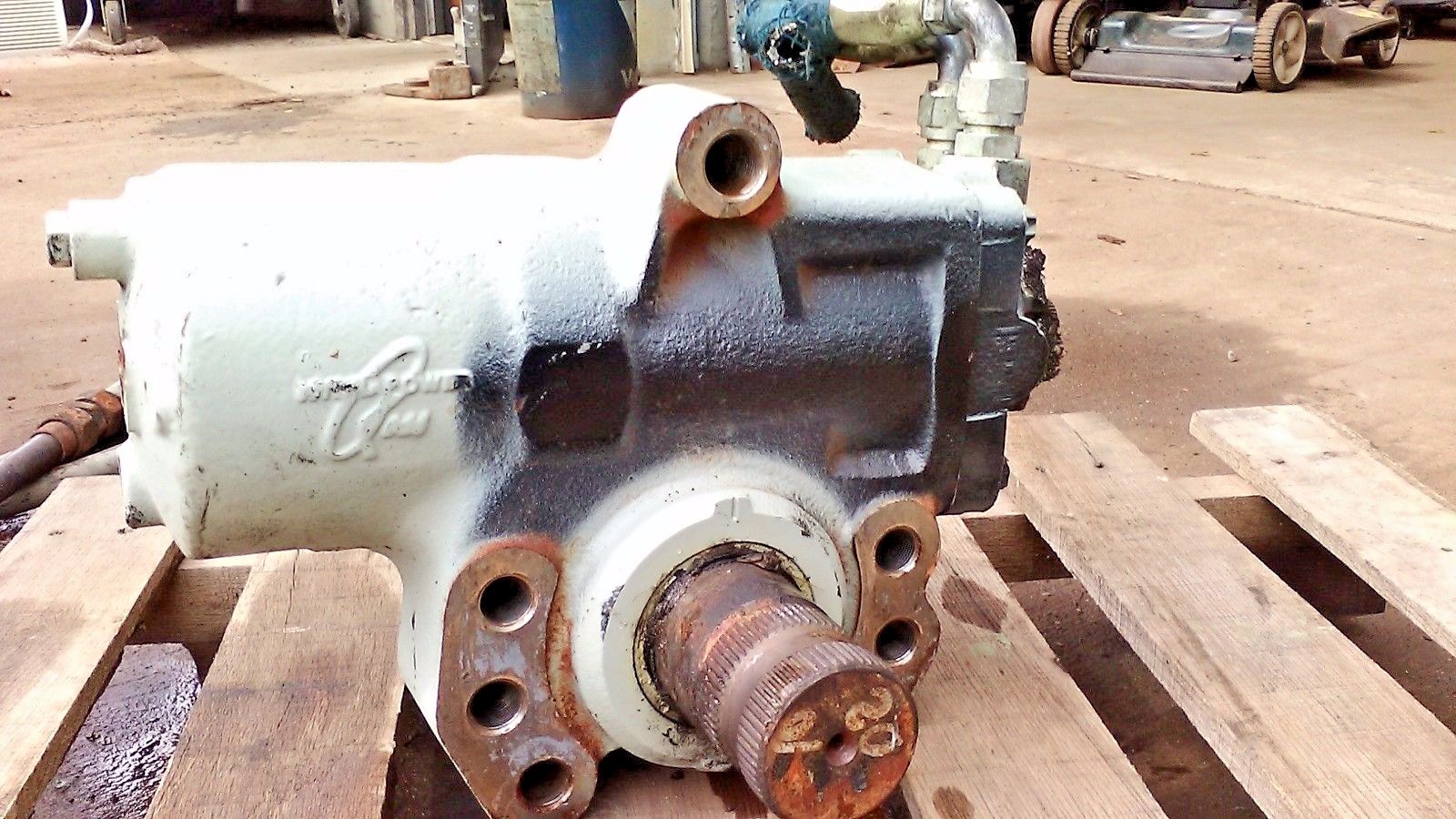 MCI D SERIES POWER STEERING BOX PART # 11L-1-4 - 6 MONTH WARRANTY ...