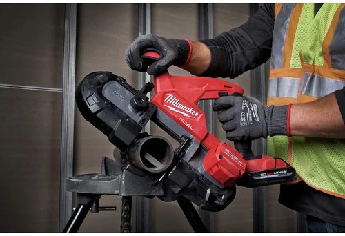 Milwaukee 2829-22 M18 FUEL Compact Band Saw Kit With Batteries / Charger - Picture 5 of 5