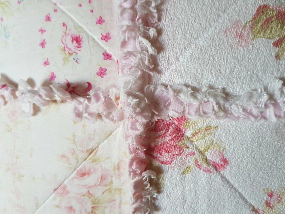 COUSSIN SHABBY CHIC PATCHWORK - Photo 2/3