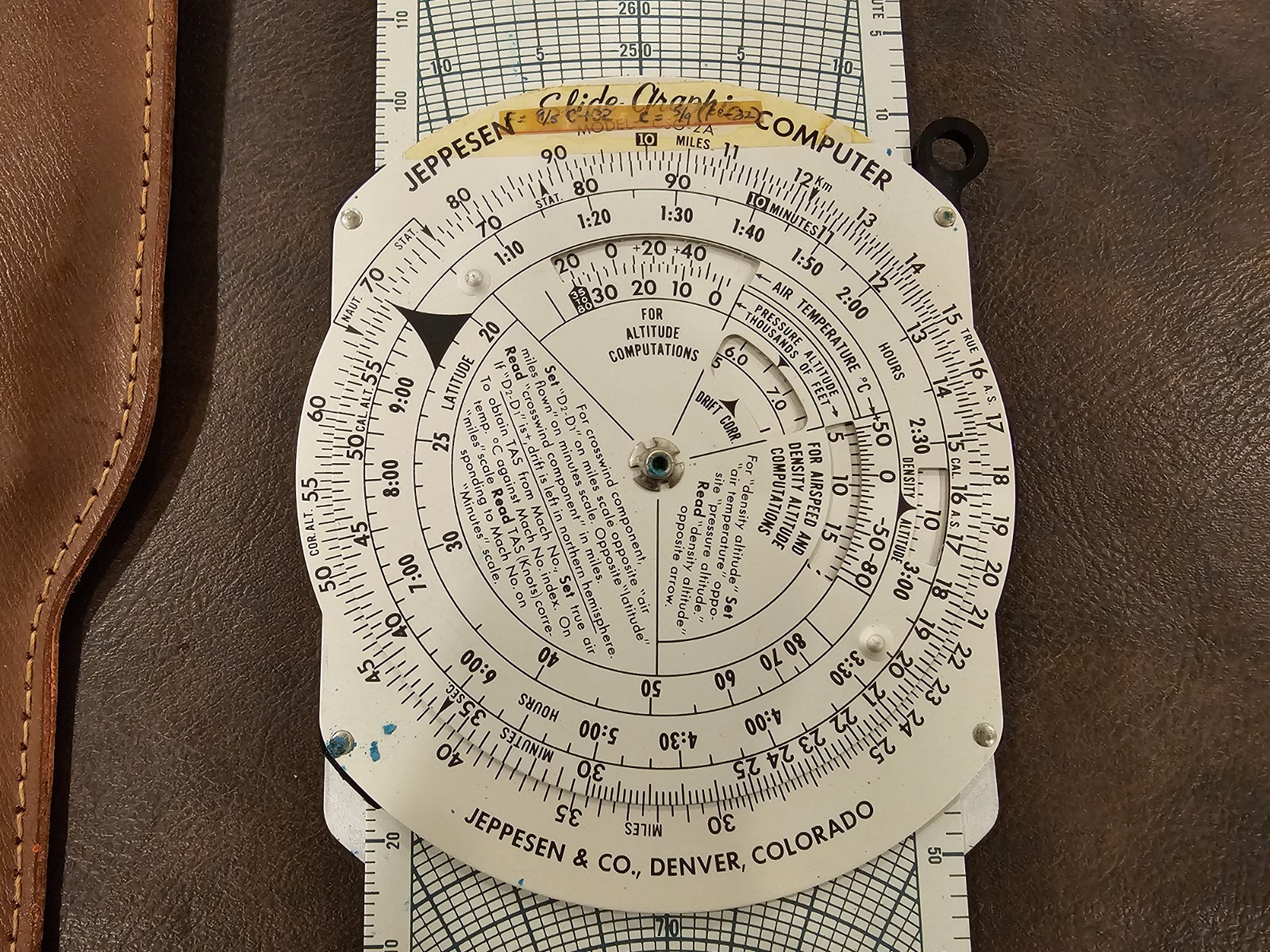 Vintage Jeppesen Model Slide Graphic Flight Computer w/ Case