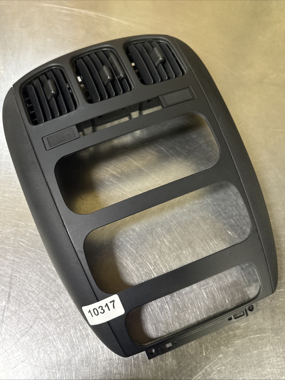 2005 Dodge Caravan Dash Bezel A/c Climate Control Air Vents 04678844AA