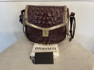 croc leather crossbody bolsa